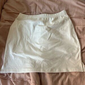 XS White Skirt